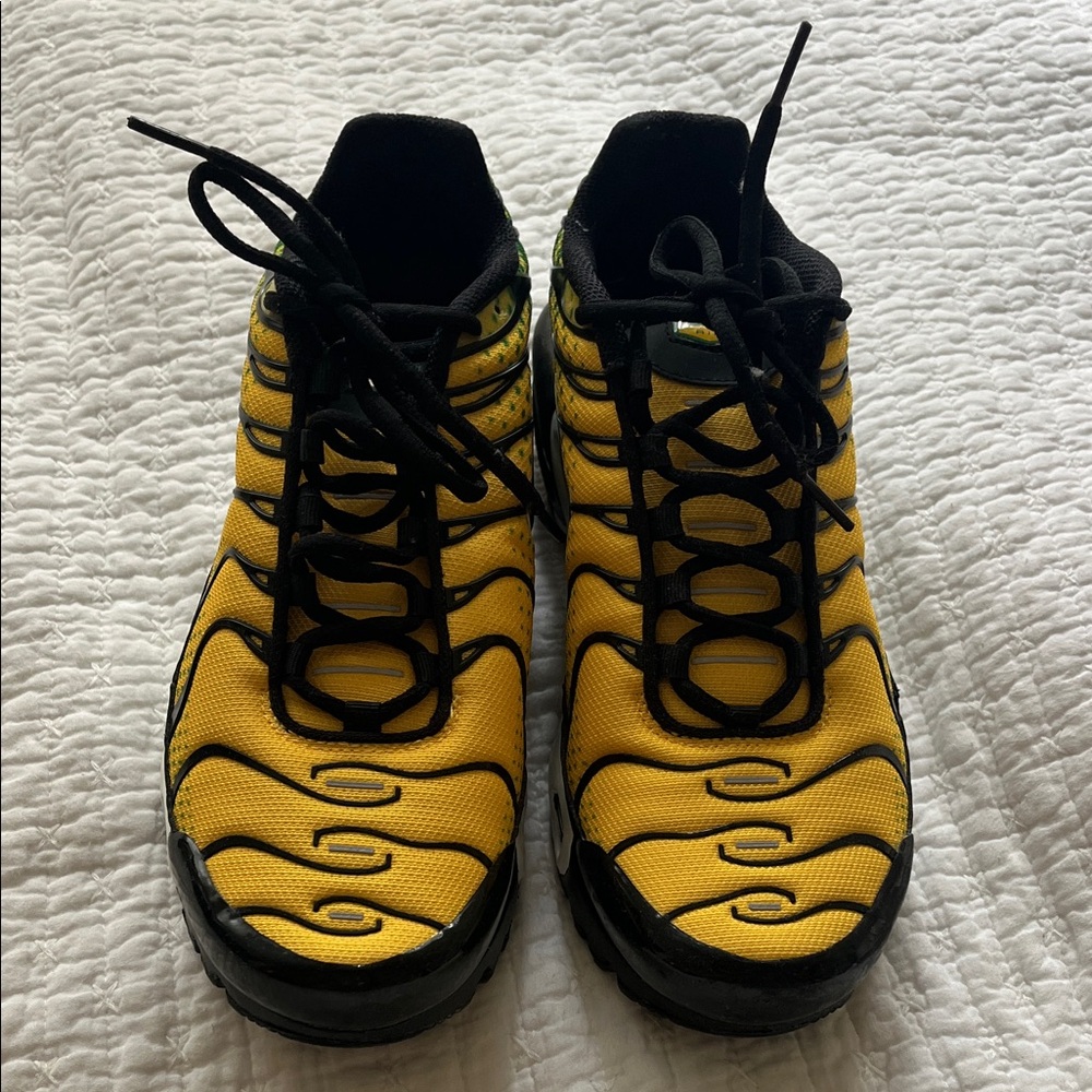 Nike Air Max Plus Varsity Maize - Picture 2 of 6